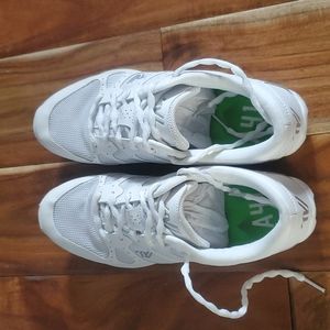 Varsity cheer sneakers 8.5